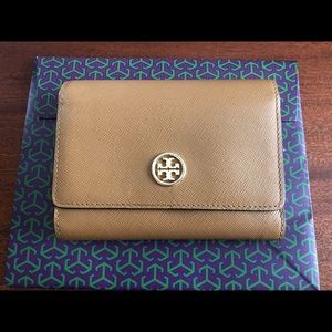 Tory Burch wallet
